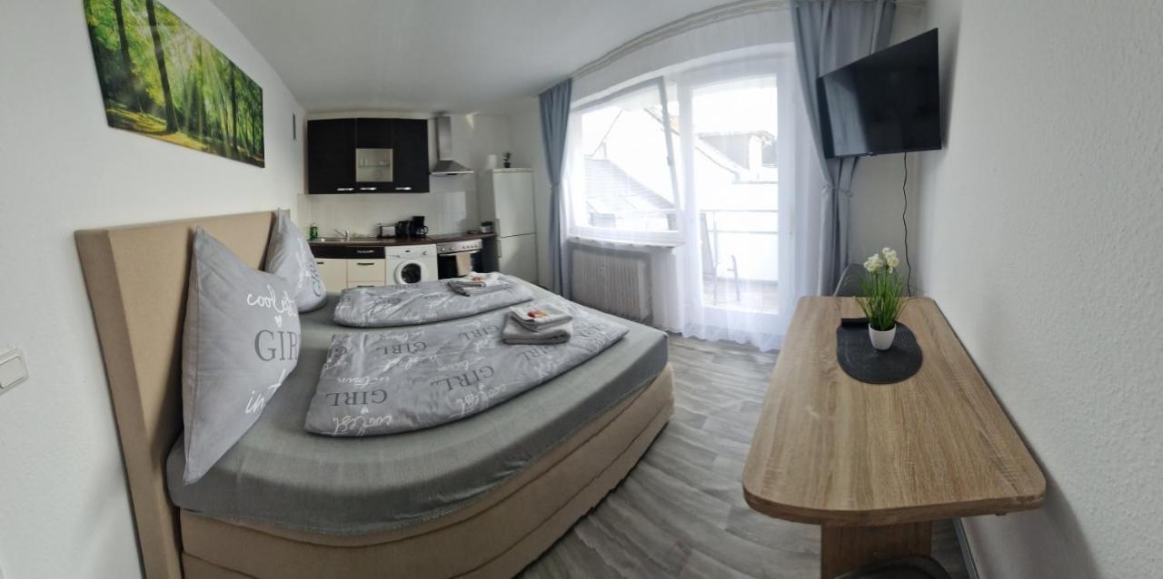 M&Bluxux Apartaments Крефельд Экстерьер фото