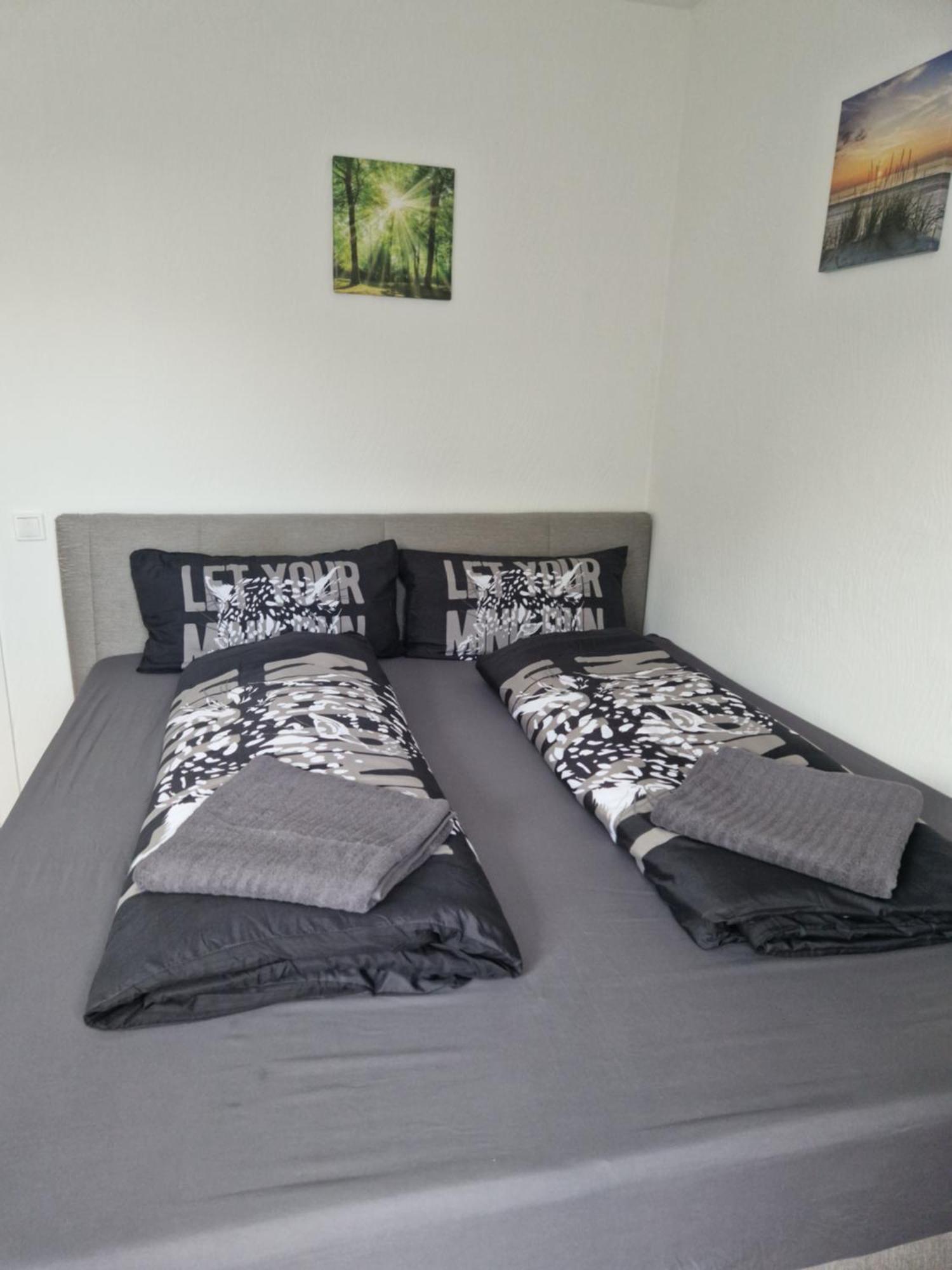 M&Bluxux Apartaments Крефельд Экстерьер фото