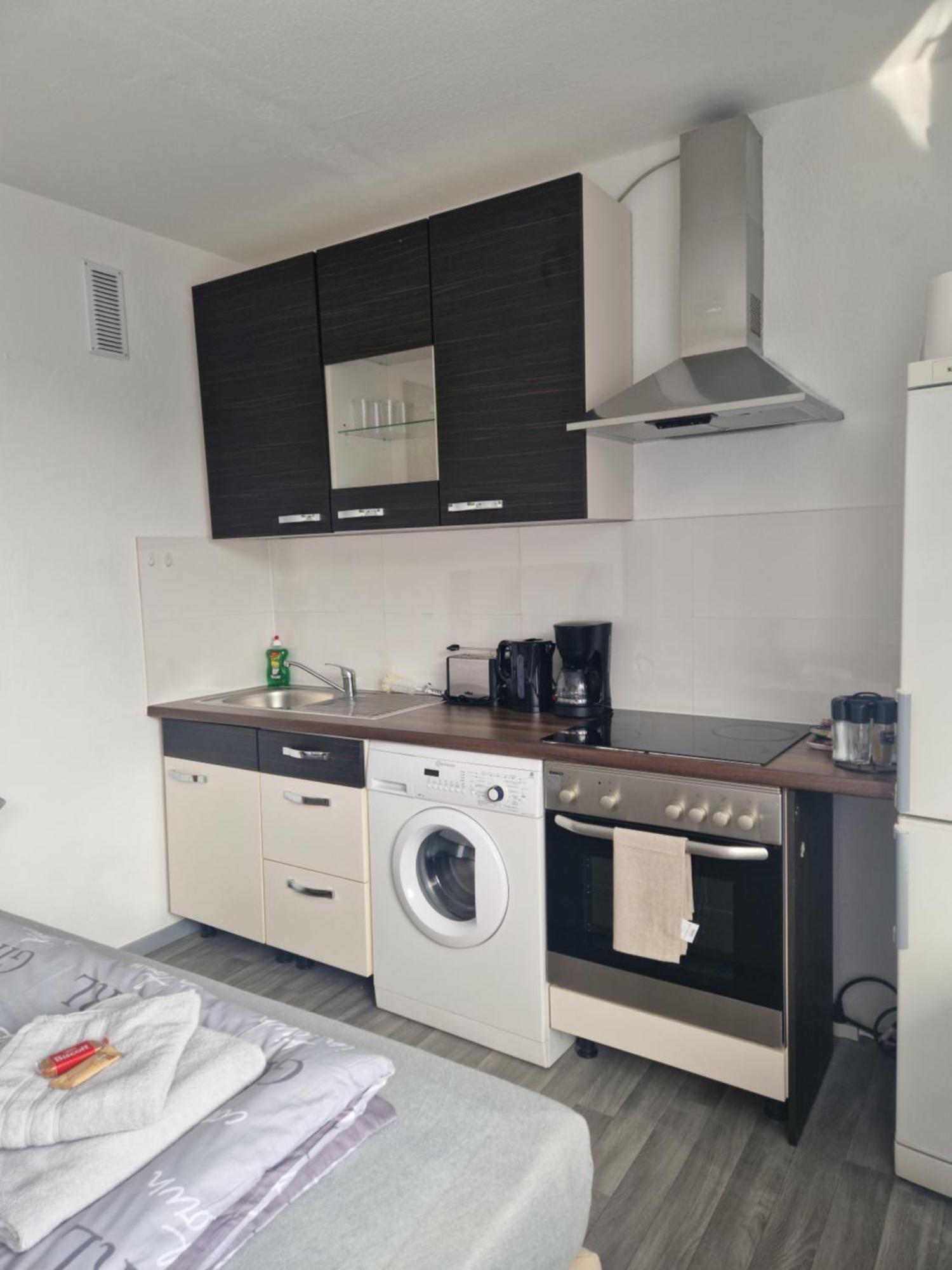 M&Bluxux Apartaments Крефельд Экстерьер фото
