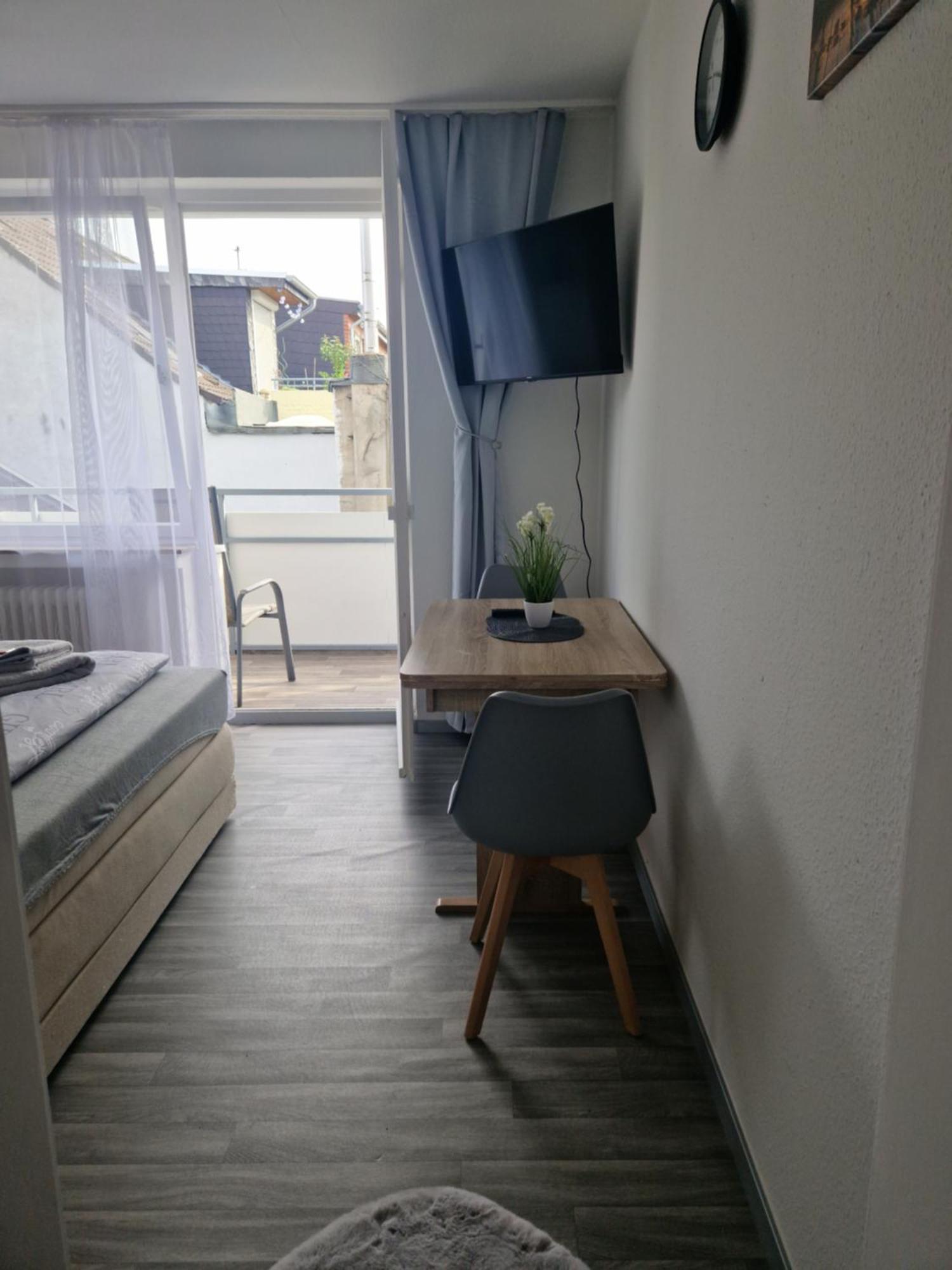 M&Bluxux Apartaments Крефельд Экстерьер фото