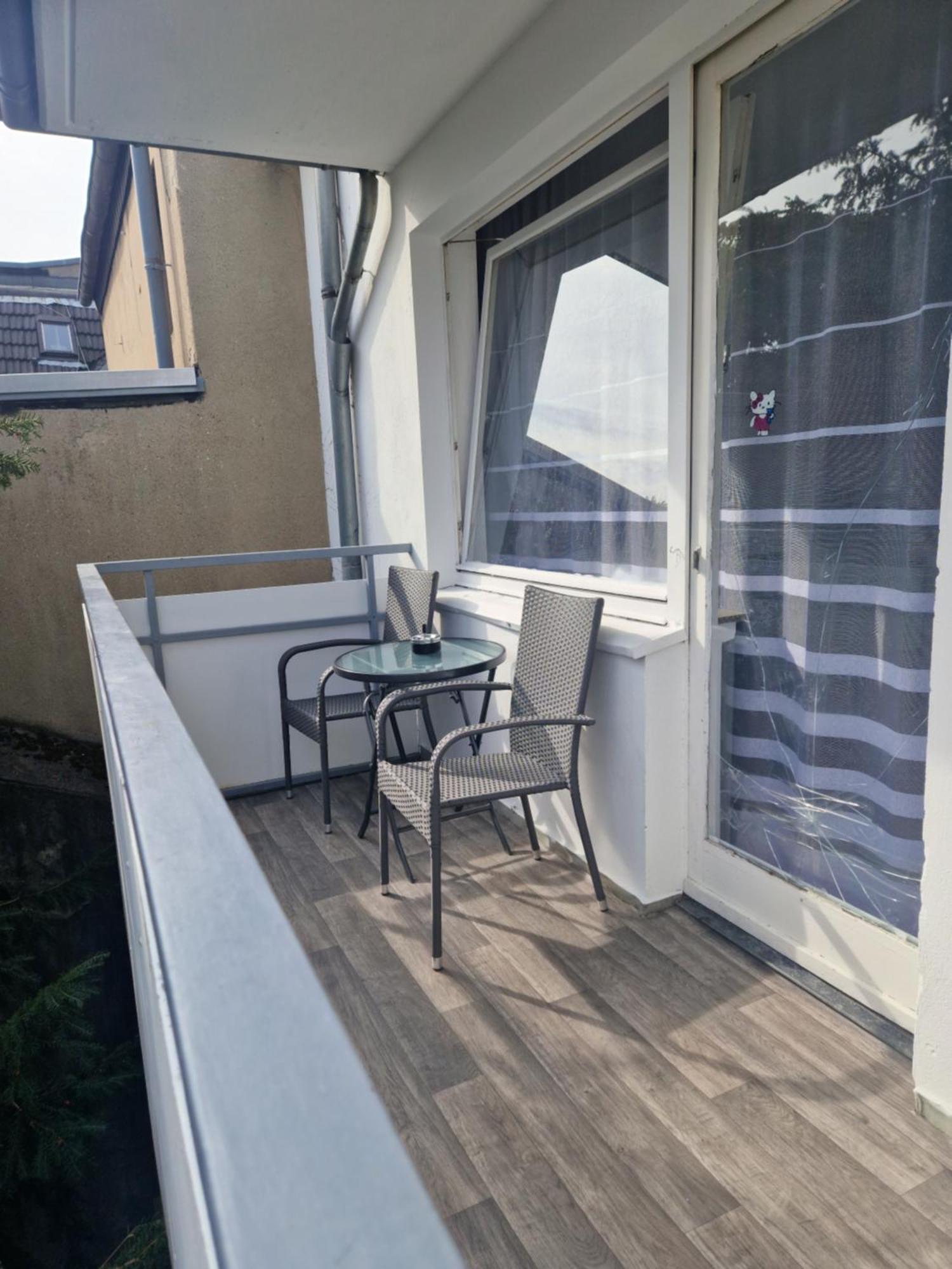 M&Bluxux Apartaments Крефельд Экстерьер фото