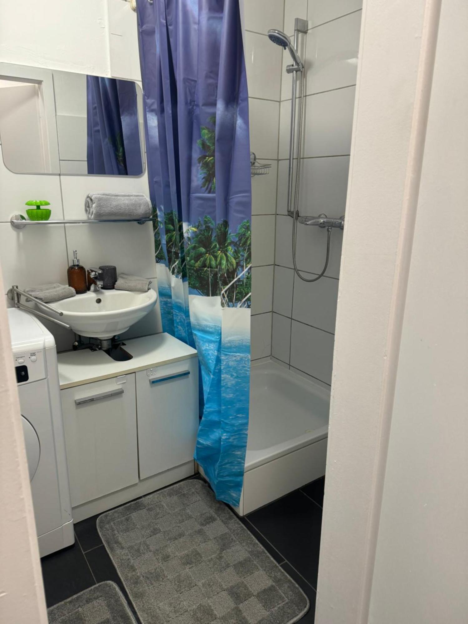 M&Bluxux Apartaments Крефельд Экстерьер фото