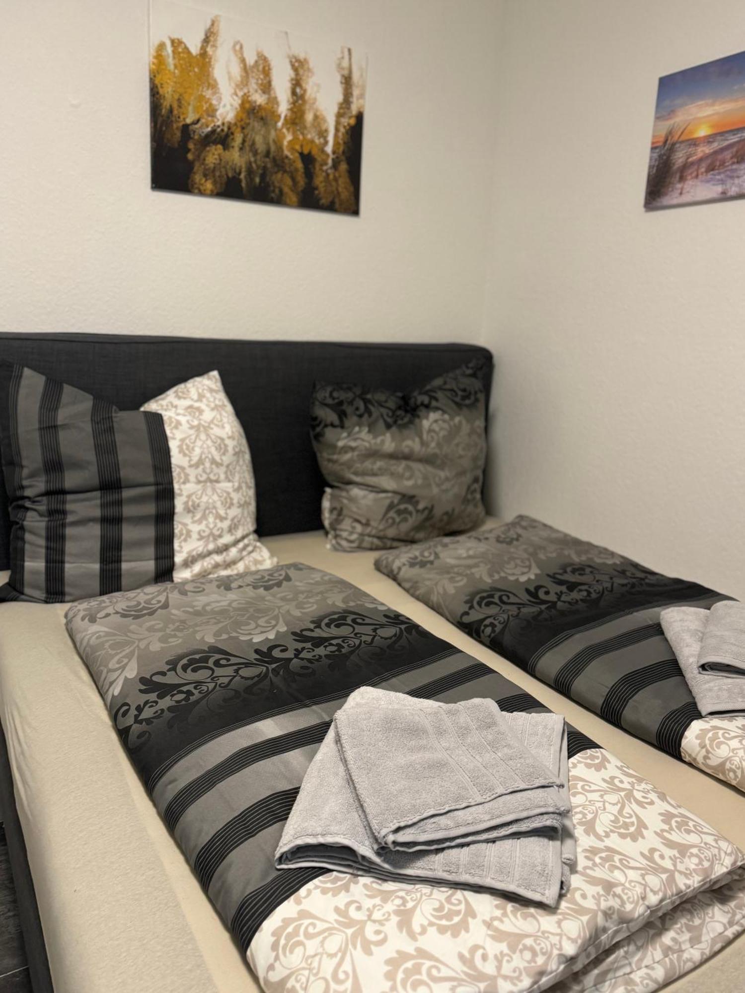 M&Bluxux Apartaments Крефельд Экстерьер фото